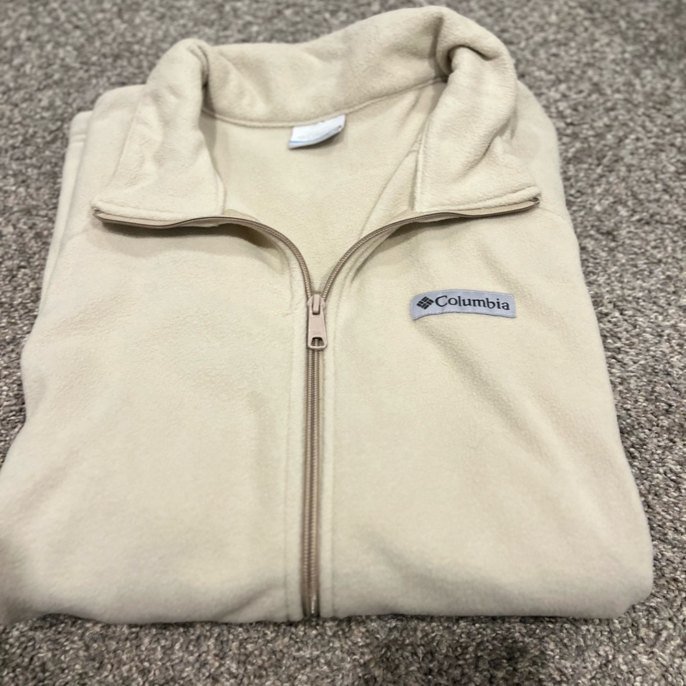 Men’s XL Columbia Beige Fleece zip up jacket